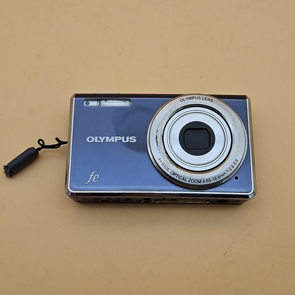 OLYMPUS FE-4010 Digital Camera - Untested As Is For Parts No Battery